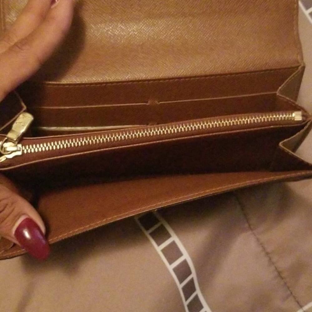 Louis Vuitton Sara Wallet - Picture 6 of 6